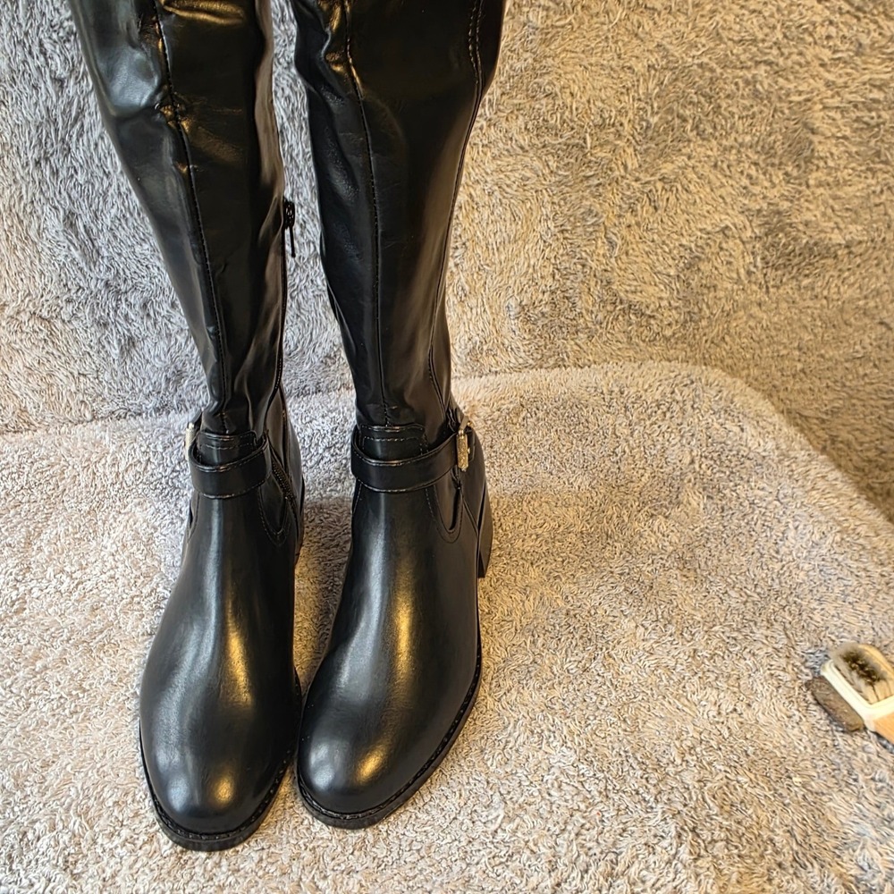 Dolce Vita Elyse Over The Knee Boots Buckle Detail Black Sz 9 NEW - Picture 4 of 6